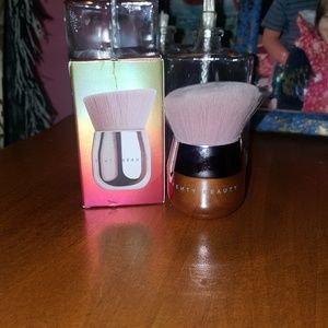 Fenty Beauty Kabuki Brush